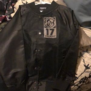 Boys Size 7 Trukfit button down spring coat